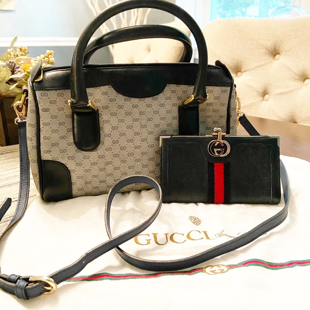 ❌Sold ❌💯 Vintage Gucci shoulder Boston Bag wallet